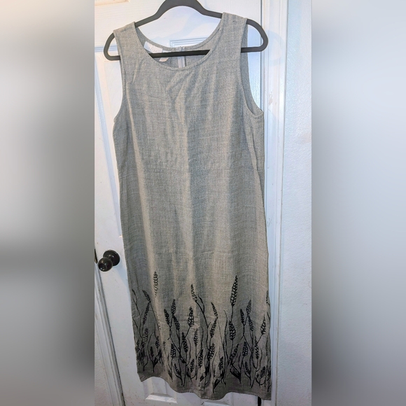 J. Jill Dresses & Skirts - J. Jill Tan Linen Wheat Embroidered Sleeveless Maxi Dress